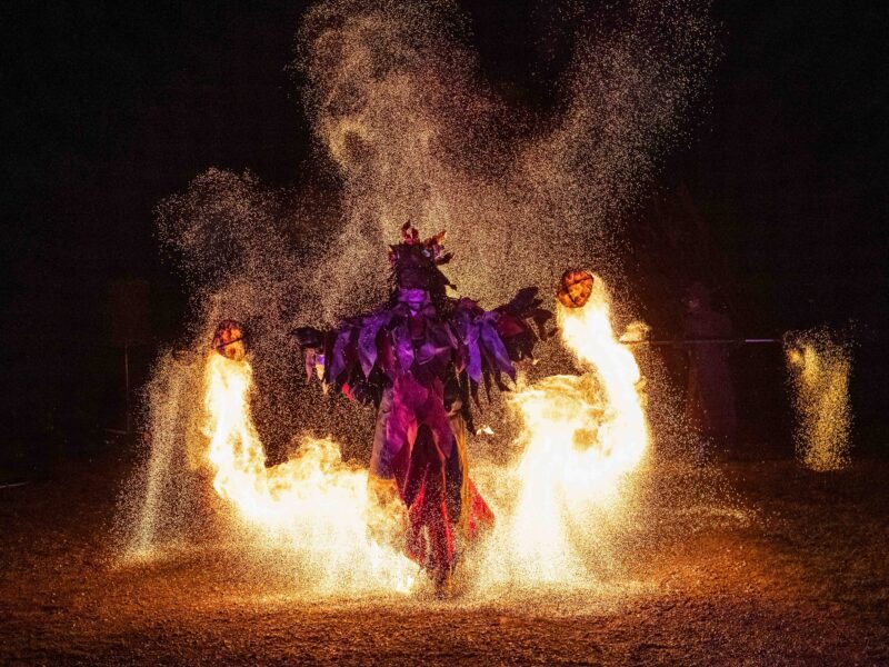 Fire show winter solstice celebration - Seekirchen lido (c) Ernest Stierschneider, Sigi Rausch, TVB Seekirchen