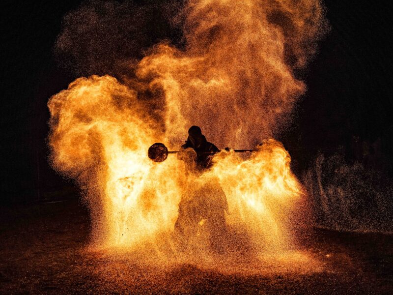 Feuershow Wintersonnwendfeier - Seekirchen Strandbad (c) Ernest Stierschneider, Sigi Rausch, TVB Seekirchen