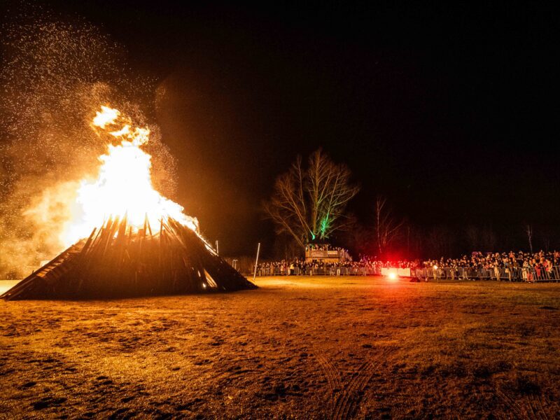 Wintersonnwendfeier Strandbad Seekirchen (c) Ernest Stierschneider, Sigi Rausch, TVB Seekirchen