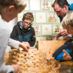 Holzstöckerlbauen am Aicherbauernhof